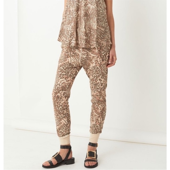 Spell ADA Trakkies NWT Small S Leopard